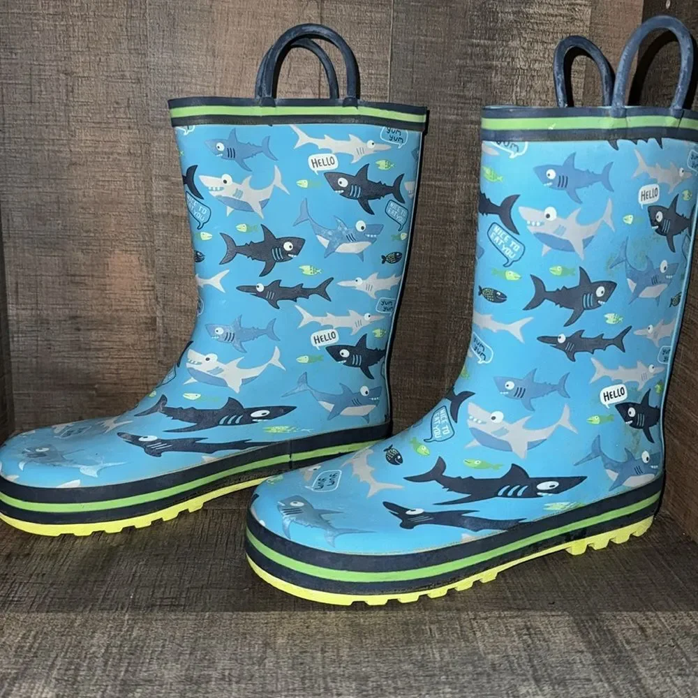 RAIN‎ BOOTS- size 3